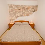 Apartamento By The Sea Barbat, Rab - 22757 *