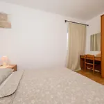 By The Sea Barbat, Rab - 22757 Apartamento Rab Town