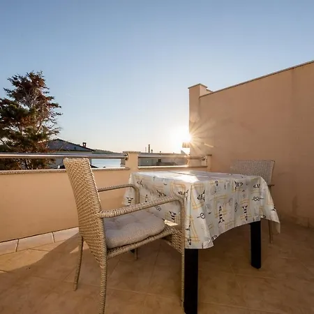 Apartment By The Sea Barbat, Rab - 22757 *