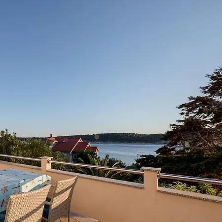Apartment By The Sea Barbat, Rab - 22757 *