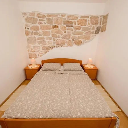 Apartment By The Sea Barbat, Rab - 22757 *